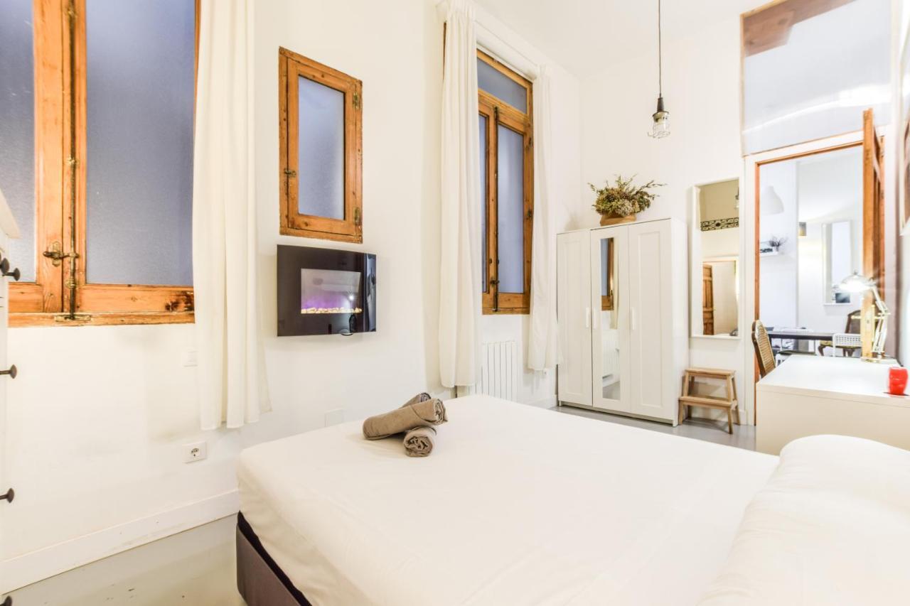 Piso De Ave Maria Apartment Madrid Exterior photo
